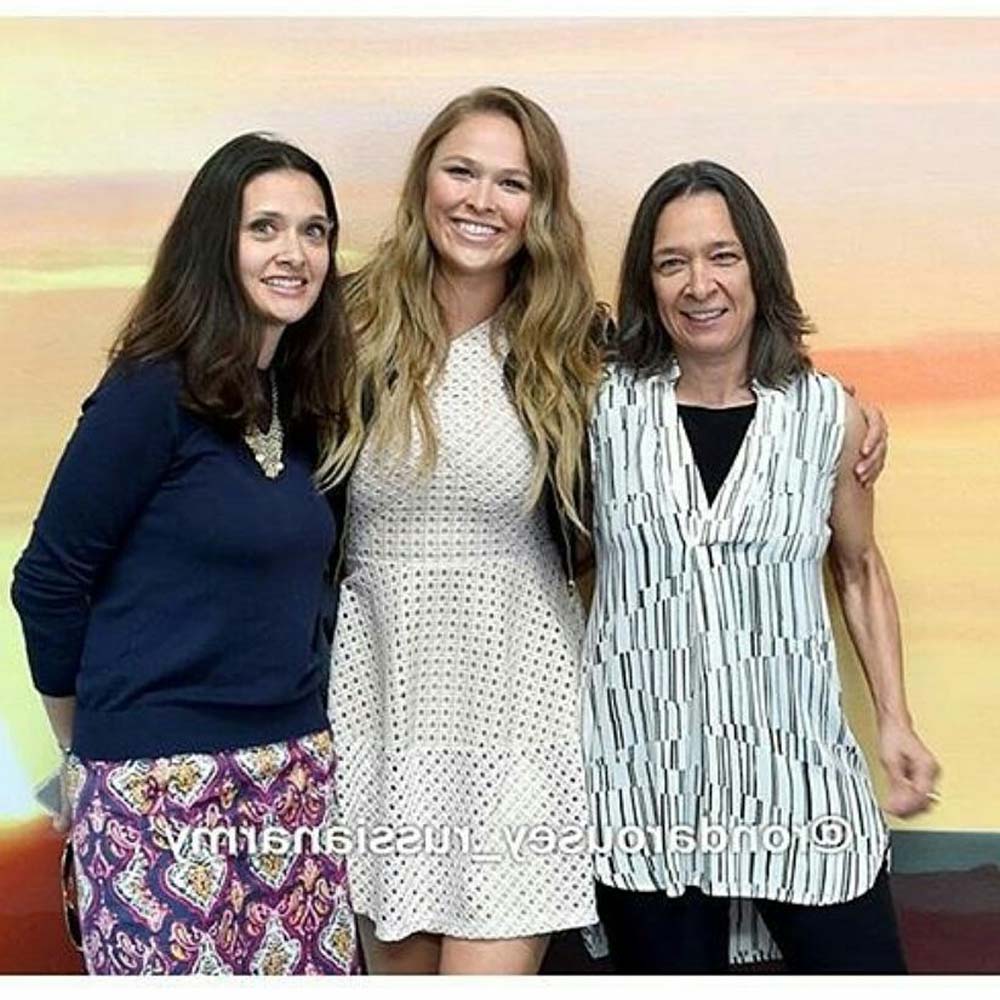 Ronda Rousey with mom and sister