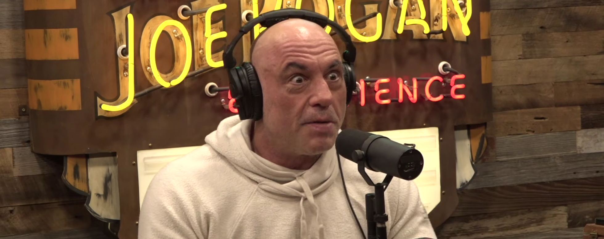Joe Rogan Jet Center Guest Puts Joe Rogan On The Spot After He Boasts About Benefits Of BPC 157